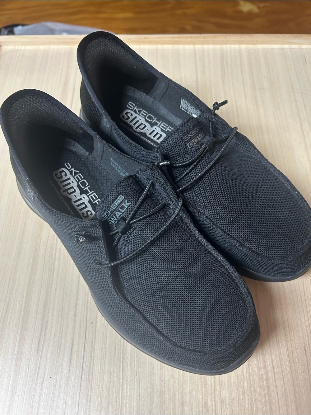 Skechers Black Slip-In Mesh Casual Sneakers